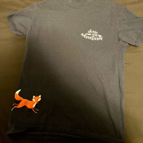 Girl Scout ‘Chase Your Adventures’ Fox T-shirt - Picture 1 of 2